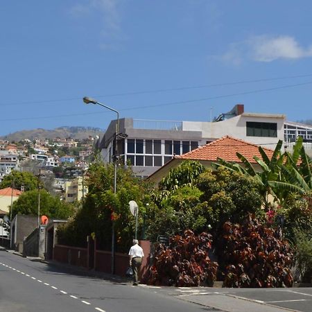 Top Floor With Balcony In Funchal Eksteriør billede
