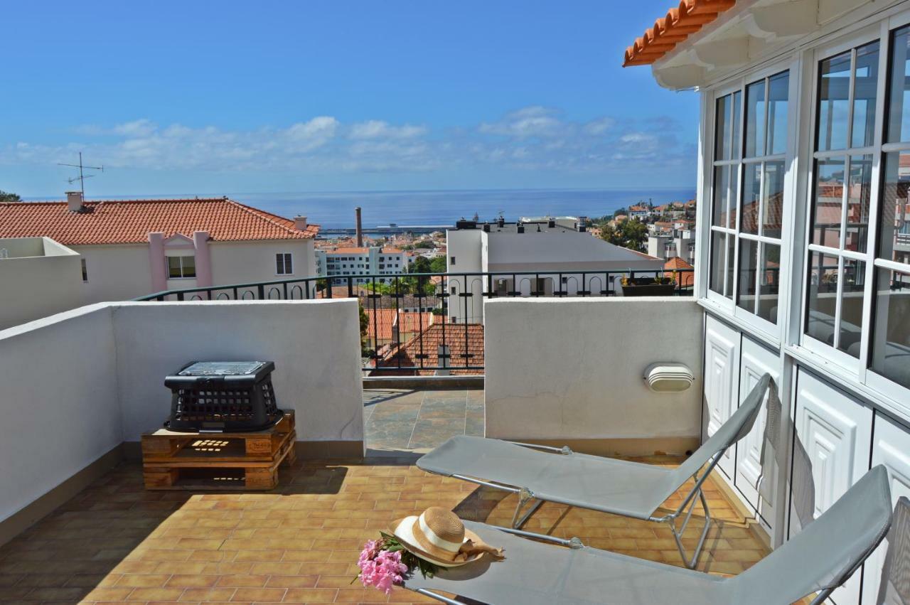Top Floor With Balcony In Funchal Eksteriør billede